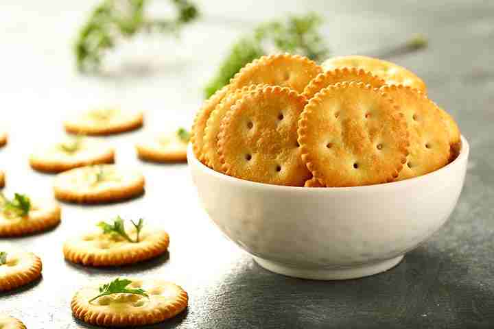 Crackers And Lemonade For Morning Sickness